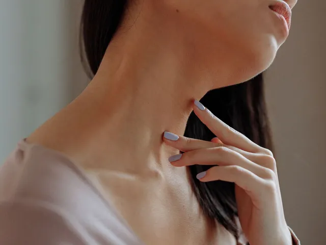 <h1 class="text-text-100 mt-3 -mb-1 text-[1.375rem] font-bold" data-sourcepos="1:1-1:70;0-69">Iode et thyro&iuml;de : pourquoi cet oligo-&eacute;l&eacute;ment change (presque) tout</h1>